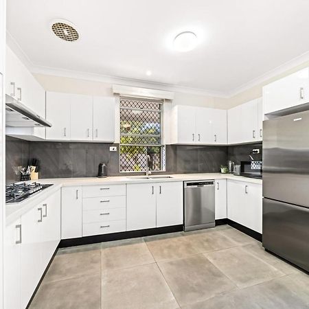 4 Bedroom House 500M To Drummoyne Bay Run Sydney Buitenkant foto