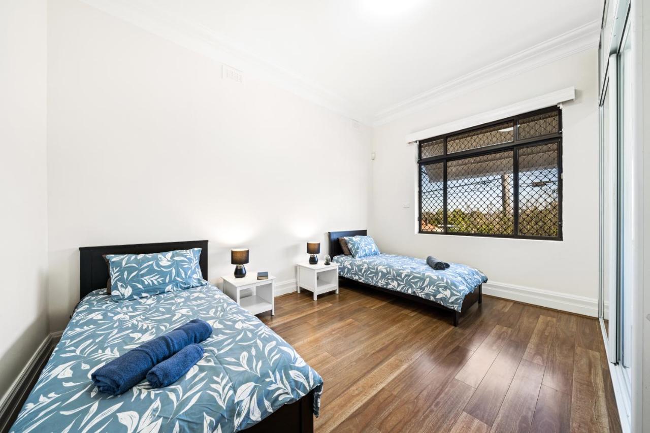 4 Bedroom House 500M To Drummoyne Bay Run Sydney Buitenkant foto
